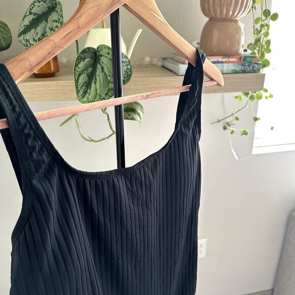 NWT Decree Black Ribbed One Piece Swimsuit Women XL Cheeky - Picture 3 of 7